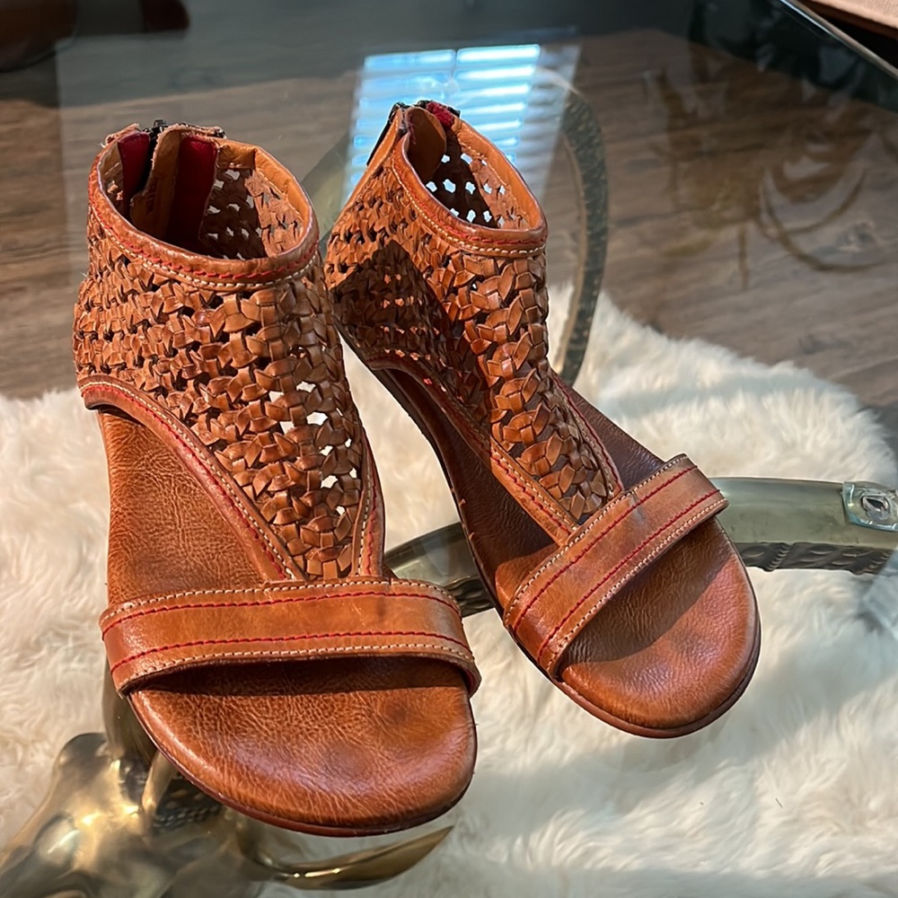 Bed Stu leather womens sandals size 7
